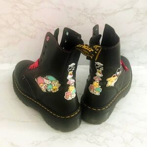 Rare Dr. Martens Jadon Hello Kitty & Friends Leather Boot Black UK 9-US 11